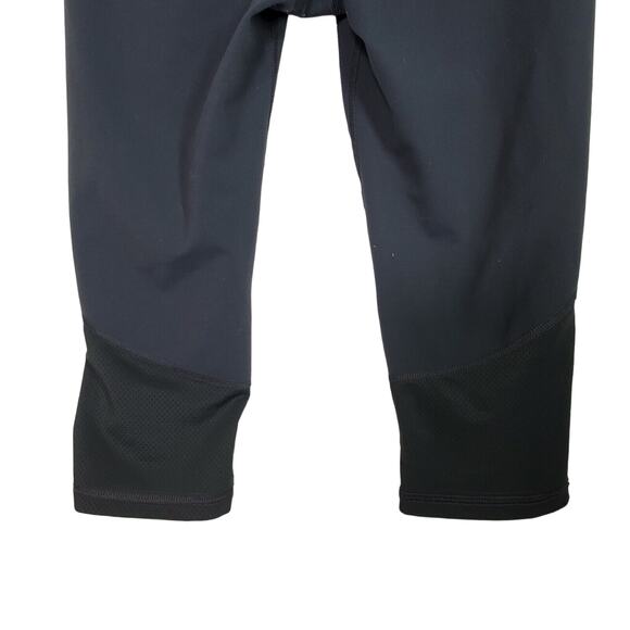 Danskin Womens Fitted Capri Pants Small Workout Athletic Yoga Gray Leggings - Picture 4 of 8